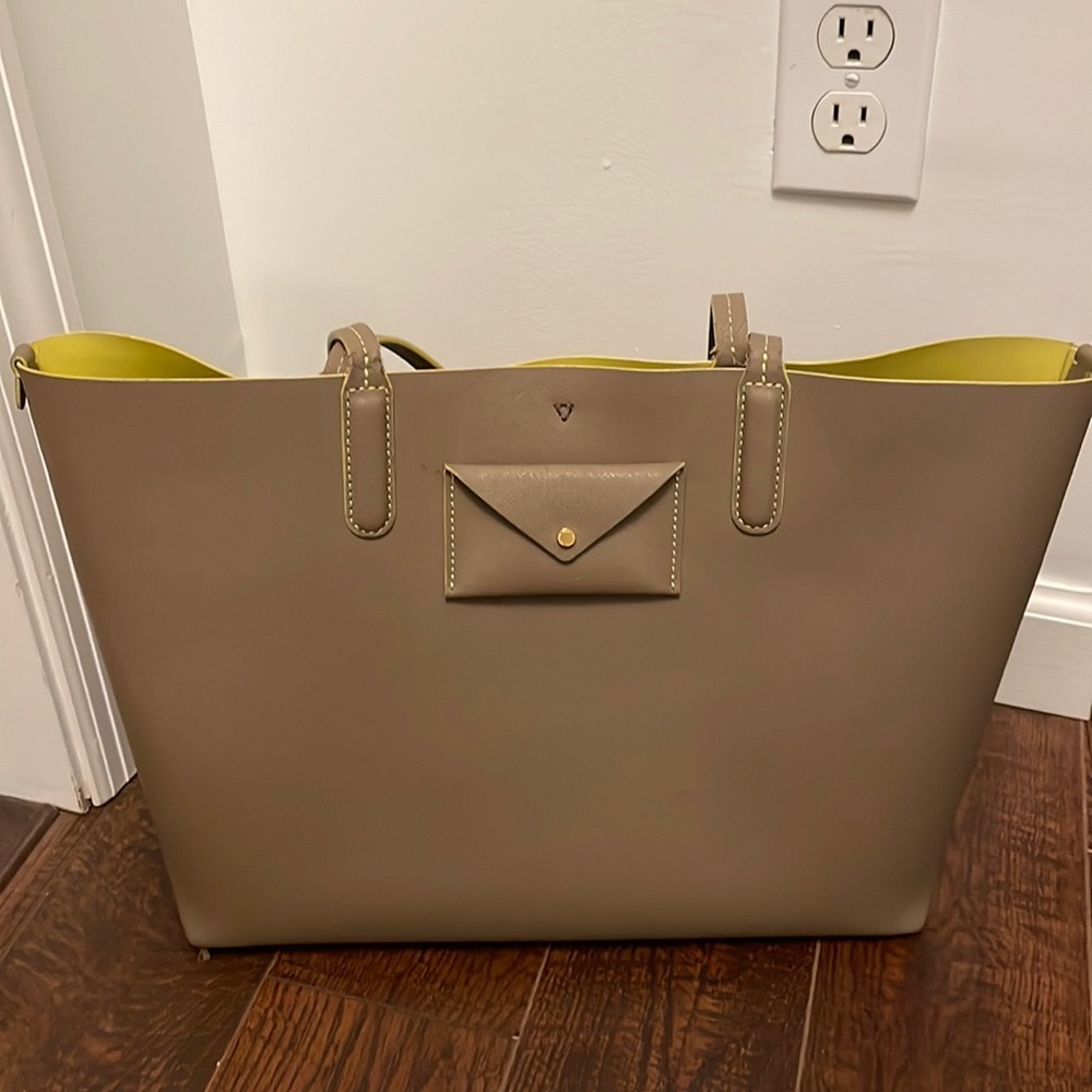 Shoulder bag